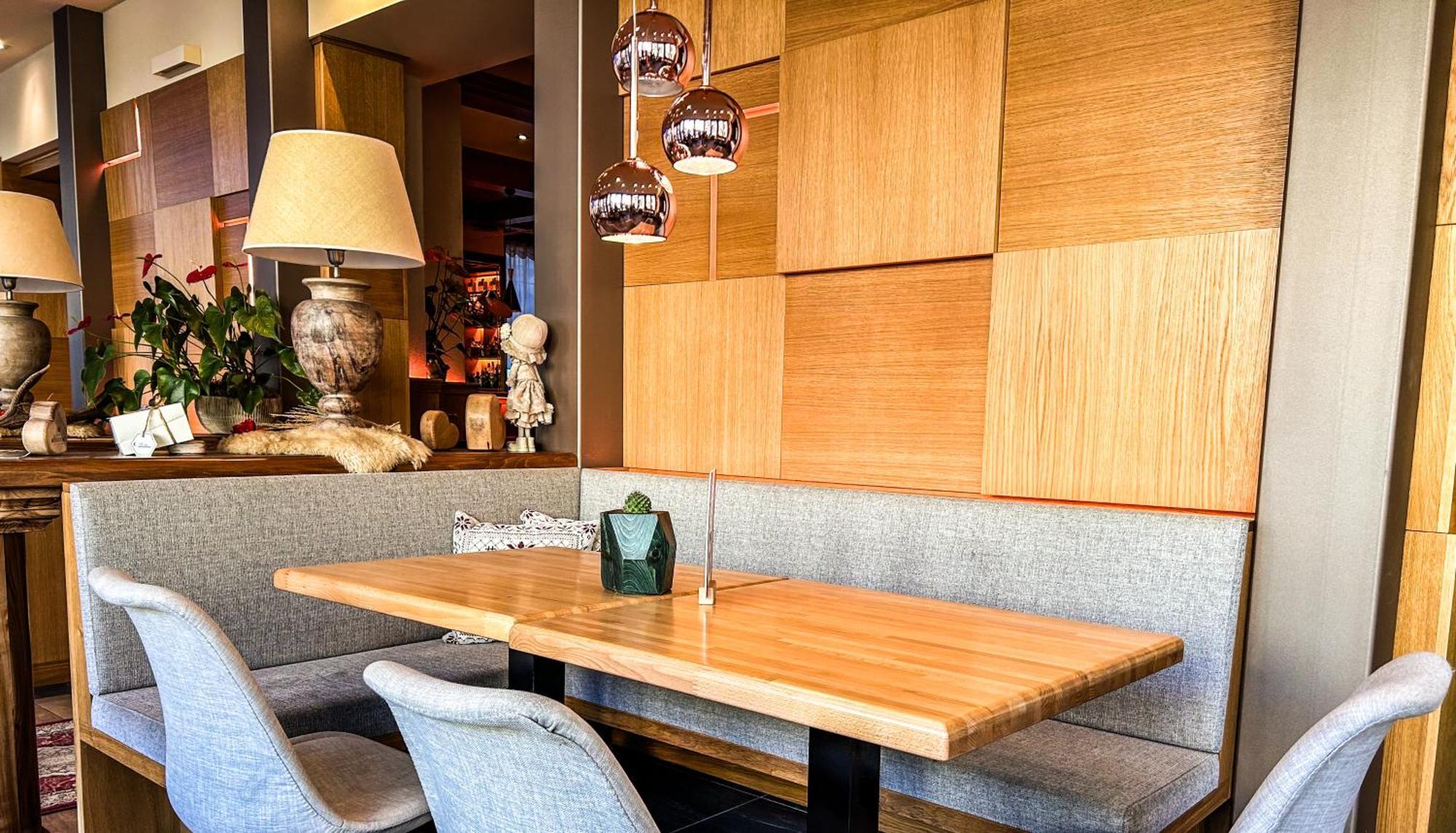Hotel Moderno Restaurant 塞里诺 外观 照片